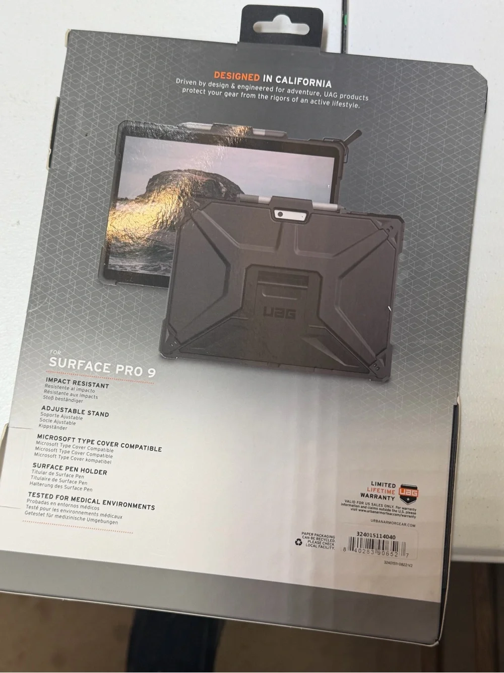 URBAN ARMOR GEAR Surface Pro 9 | Series : METROPOLIS